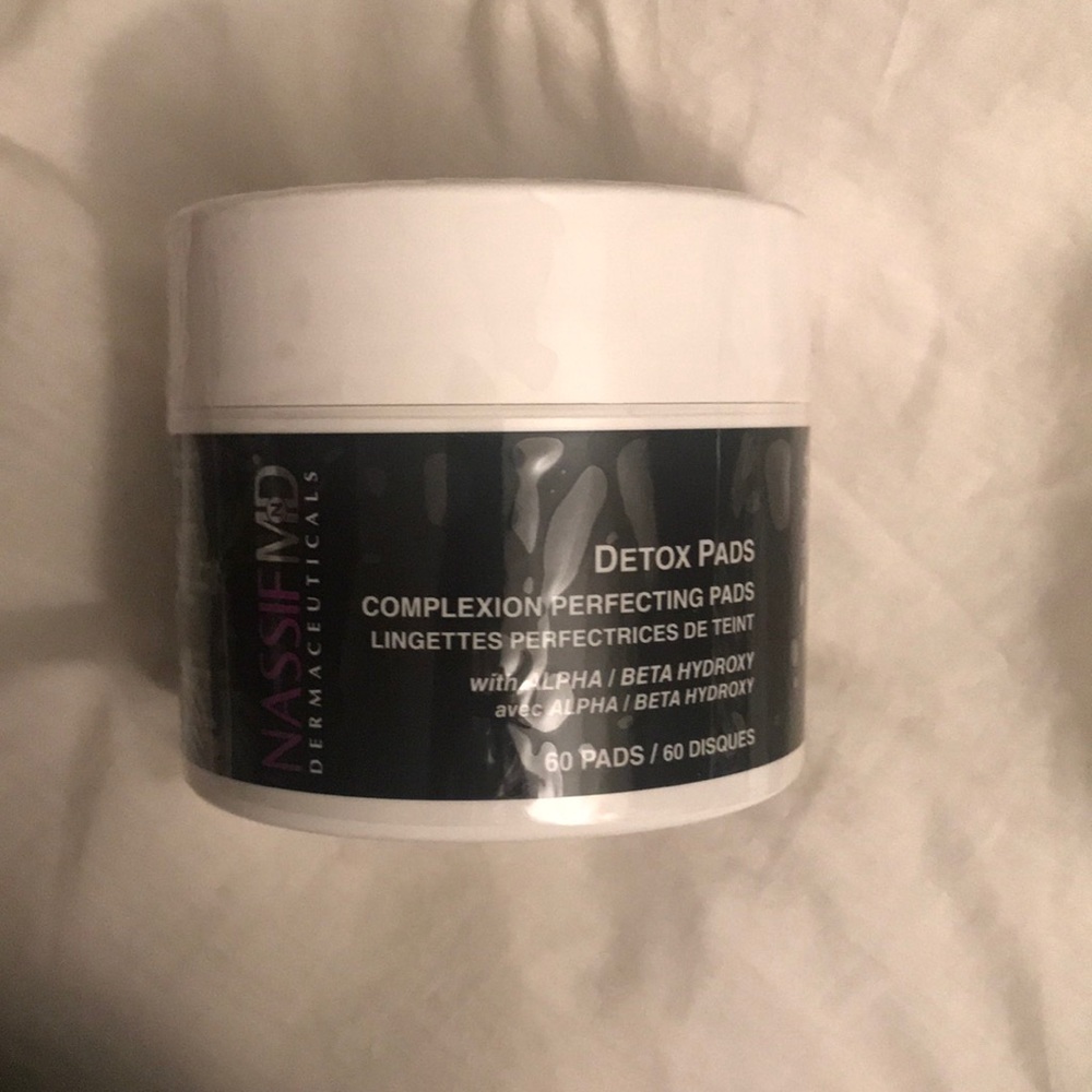 NASSIF MD Dermaceuticals detox pads